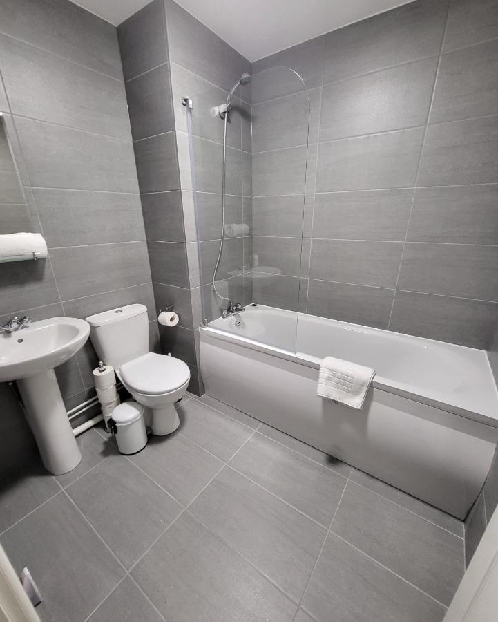 Garland Modern 2 Bedroom Apartment With Parking London Plumstead  Exterior photo